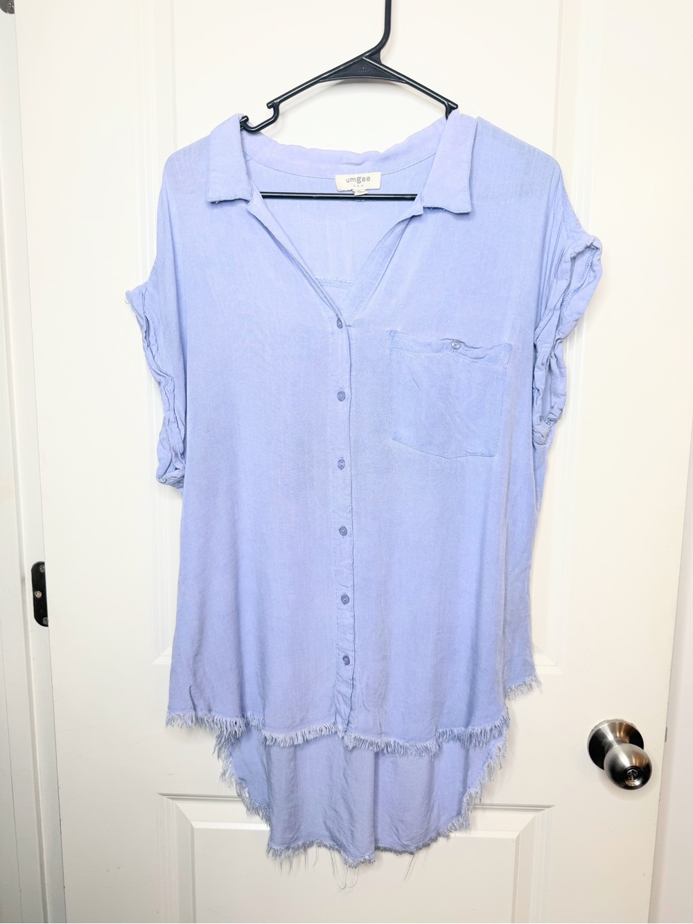 Umgee USA Light Blue High Low Tunic Top Womens Medium Rayon Button Front Boho